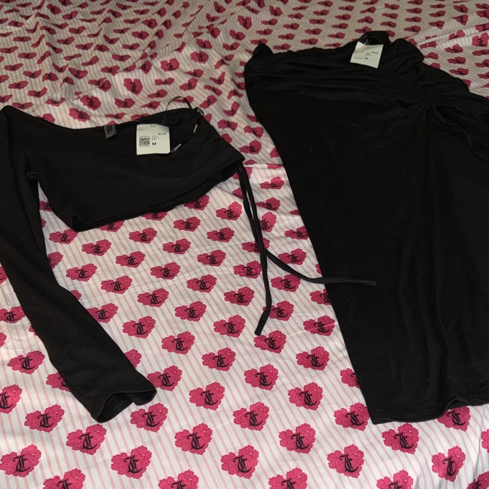 Black Long Sleeve one shoulder Crop Top and skirt Set